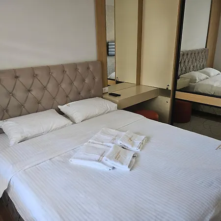 Jovana Vip Bogic 3 Apartamento
